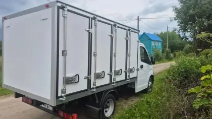 Пекарский бизнес в Коми получил новый фургон: 1,5 миллиона на транспорт выделила республика